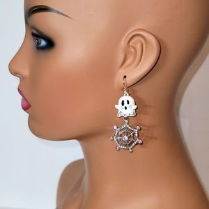 Betsey JohnsonGhost Mismatch Earrings